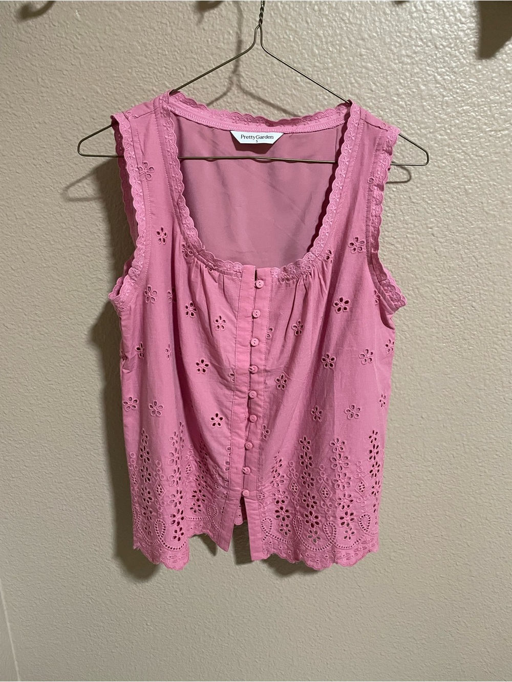 Pink Eyelet Button-Front Sleeveless Top